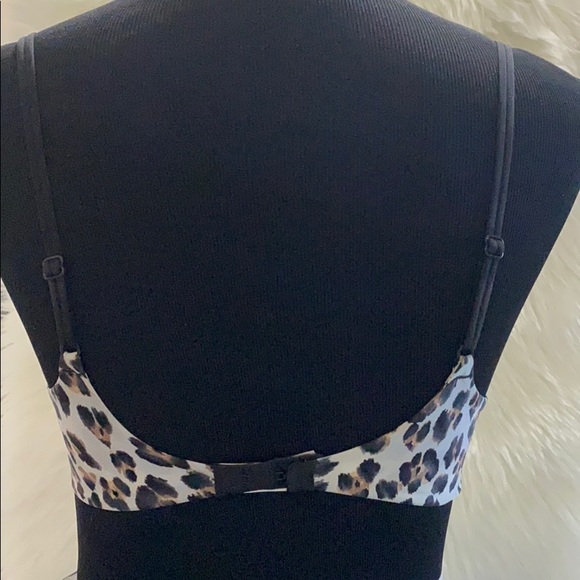 VICTORIA’S Secret bra - Picture 2 of 15